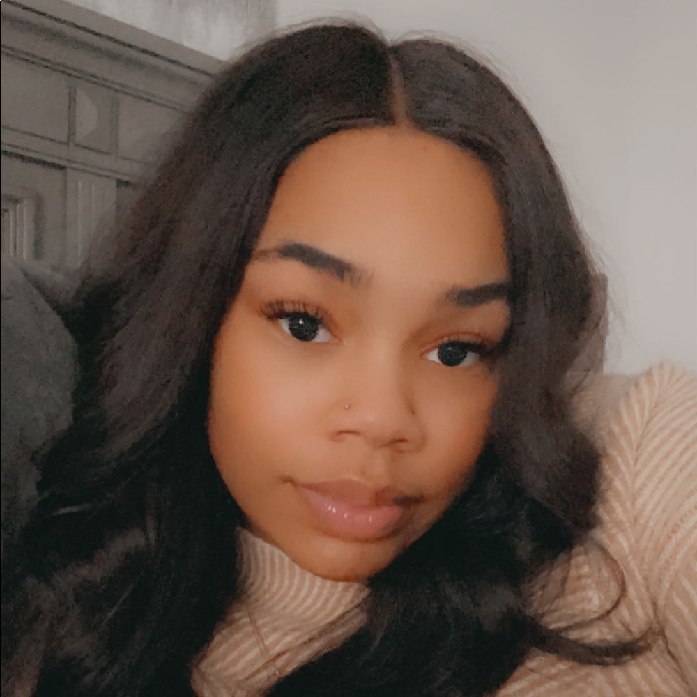 Meet your Posher, Amaya